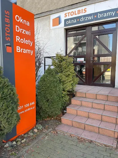 Stolbis. Okna, drzwi, montaż